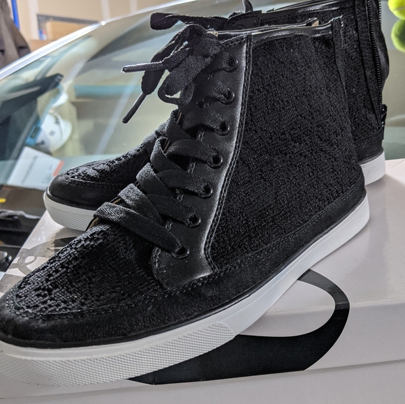 NWB Black Lace Hightops - Picture 1 of 6